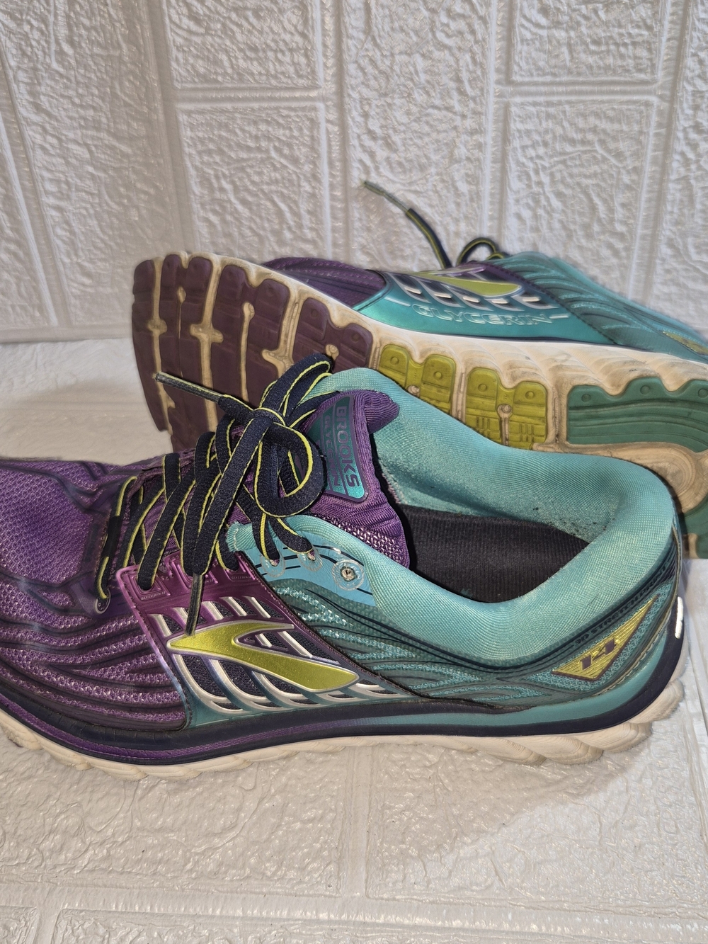 Brooks Glycerin 14 Purple Teal Blue Running Shoes 1202171B540, Womens Size 9